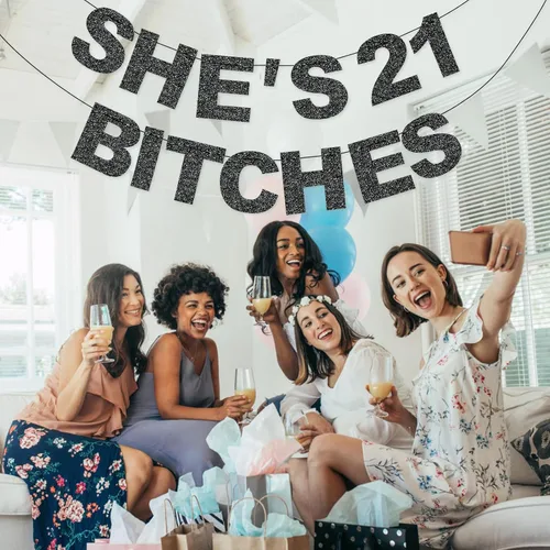 Vista 4 de Decoraciones de 21 cumpleaños para ella – NO DIY – She's 21 Bitches Negro Glitter Banner divertido Feliz 21 cumpleaños fiesta cartel decoración