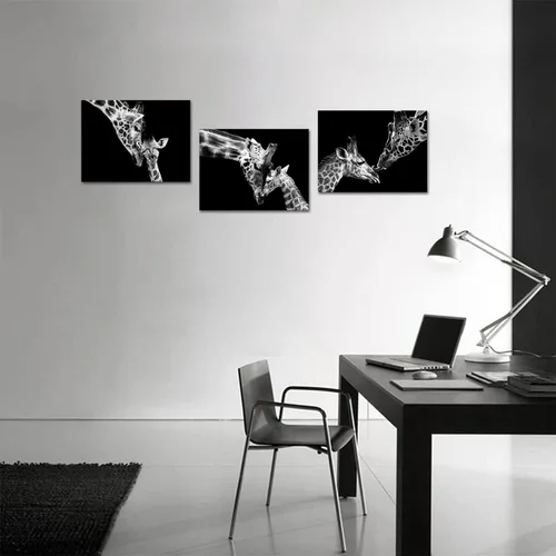 Vista 2 de YeiLnm Arte vertical de jirafa con imagen animal en blanco y negro