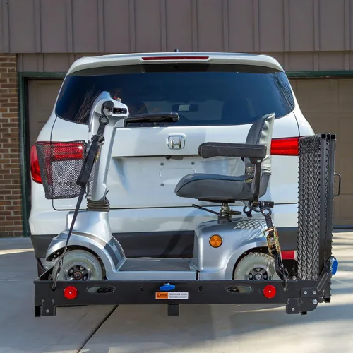 Vista 8 de Titan Ramps, porta silla de ruedas y scooter con enganche de 2 pulgadas, rampa plegable con capacidad de 500 libras para autos, camiones y carga