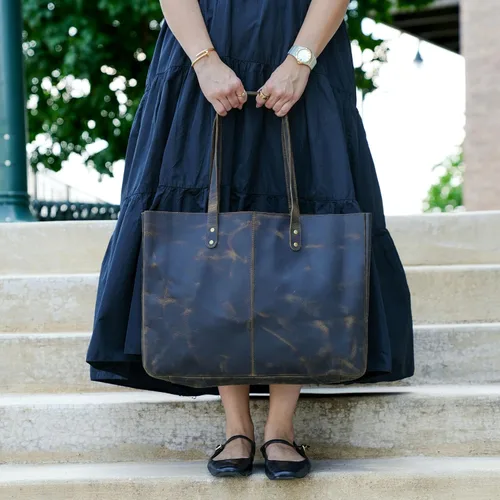 Vista 7 de KomalC Bolso de mano de cuero para mujer, bolso de viaje, bolso de compras, bolso de mensajero multiusos