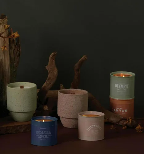Vista 4 de Paddywax National Parks - Vela perfumada de cera de soja artesanal fabricada en los Estados Unidos, lata de 6 onzas, Olympics