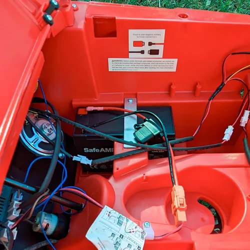 Vista 6 de SafeAMP - Arnés de cables de 12 V, rojo de 2 pines, solo arnés, sin batería