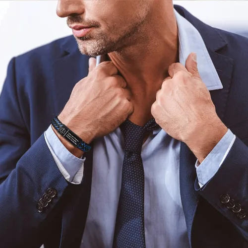 Vista 4 de VNOX Pulsera médica para hombres Pulsera de cuero genuino de acero inoxidable con alerta médica para hombres y mujeres, 8.3 pulgadas