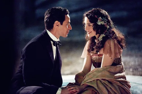 Vista 10 de ALI & NINO-WEIL LIEBE KEI - MO
