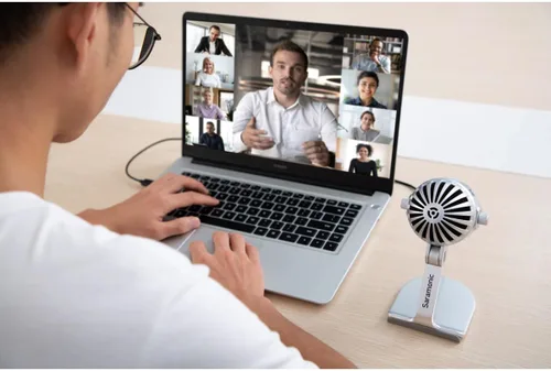 Vista 2 de Saramonic SmartMic MTV500 Micrófono de estudio USB de escritorio con diafragma grande de varios patrones con salida de auriculares