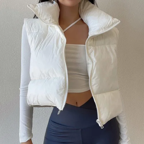 Vista 2 de KEOMUD - Chaleco corto acolchado de invierno para mujer, ligero, sin mangas, cálido, con relleno para exteriores