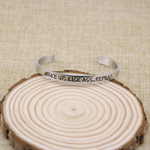 Vista 4 de Pulsera estampada a mano para mujer, joyería femenina de acero inoxidable
