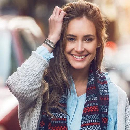Vista 5 de Reloj despertador múltiple estilo bohemio, pulsera de hojas con cierre magnético colorido trenzado multicapa, aretes de plata 925 para mujer
