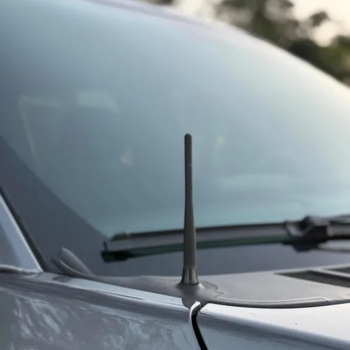 Vista 10 de Antena corta para Ford Bronco 2021-2025 Ford Bronco Accesorios Reemplazo Antena de 7 pulgadas para Bronco 2021 2022 2023 2024 2025