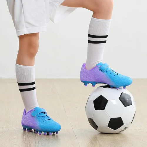 Vista 2 de Brooman - Tacos de fútbol para niños y niñas, zapatos deportivos con tacos para usar al aire libre