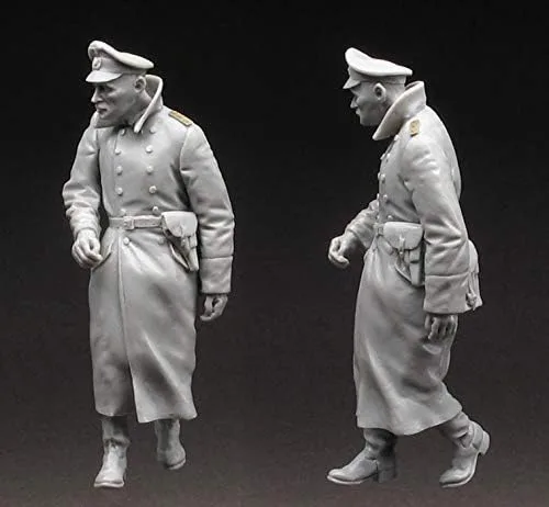Vista 3 de Kit de modelo de figura de resina 1/35 oficial alemán, 1944-45 077 Parte superior sin pintar sin ensamblar