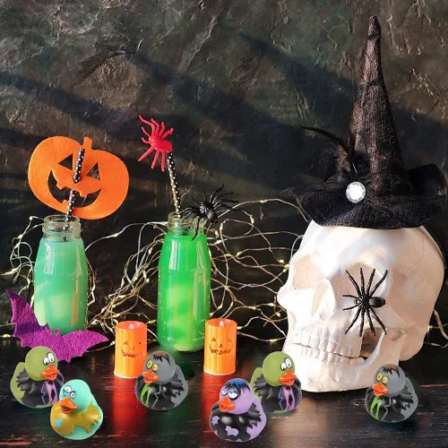 Vista 6 de ArtCreativity 12 patos de goma de Halloween, patos de goma zombi para niños, variedad de diseños y colores, suministros de dulce o truco, recuerdos
