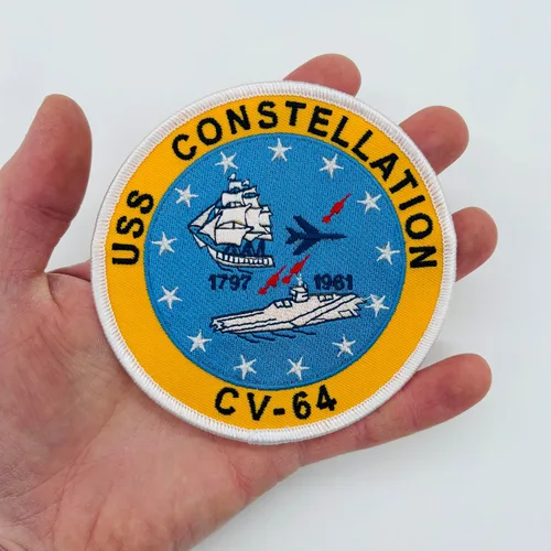 Vista 3 de CV-64 USS Constellation Patch - Respaldo de plástico