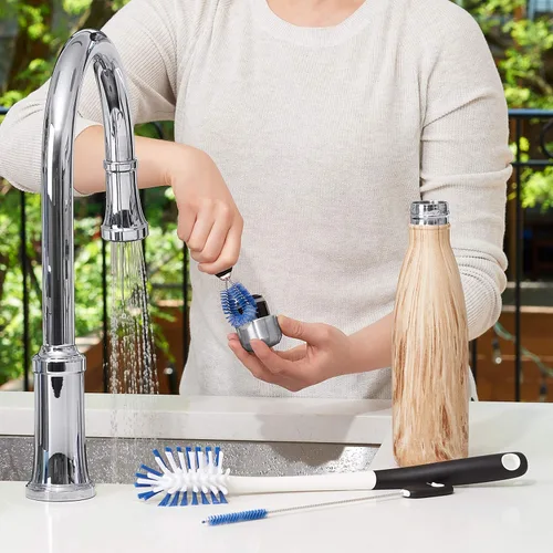 Vista 10 de OXO Set de limpieza de botellas de agua Good Grips