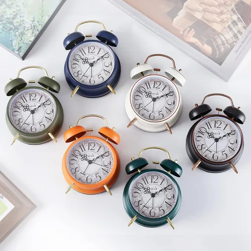 Vista 5 de FLOITTUY Alarma ruidosa para personas que duermen profundamente, 4 pulgadas, retro y a la moda, reloj despertador con campana doble con luz de fondo