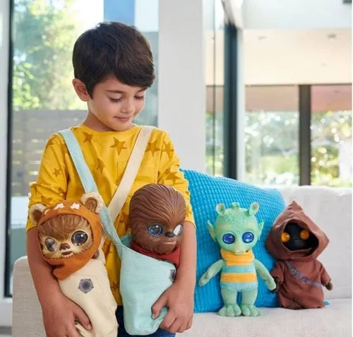 Vista 3 de Star Wars Galactic Pals - Peluche duro de 11 pulgadas con bolsa de transporte, juguete suave (odiano)