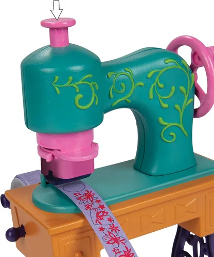 Vista 4 de Disney Encanto, Mirabel e Isabela - Kit de creación de moda personalizado (exclusivo de Amazon)