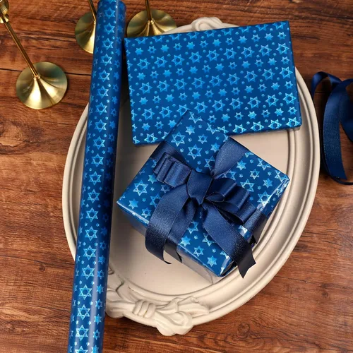 Vista 6 de The Dreidel Company Paquete de 4 Papel de Regalo con Diseño Temático de Hanukkah, Rollo de Chanukah de 17.5" X 180" (15 Pies) Pulgadas Hoja Papel
