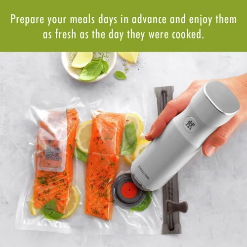 Vista 11 de Zwilling Fresh & Save. Juego de bolsas selladoras al vacío para alimentos.