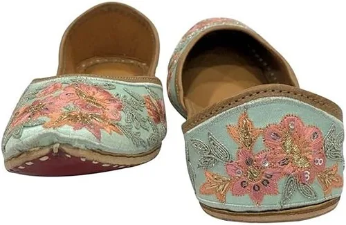 Vista 4 de Shoe Bazar Zapatos planos de Jutti multicolor para mujer Punjabi Jootis Threadwork Bohemian Flat Sandles hechos a mano con cuentas tradición