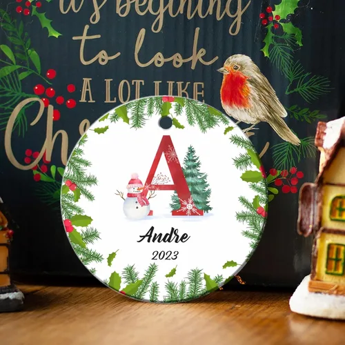 Vista 5 de Adorno personalizado con inicial de Navidad, regalo de decoración de árbol de Navidad, monograma de 26 letras para la primera Navidad, adorno