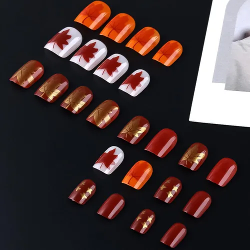 Vista 3 de Uñas postizas a presión de otoño, uñas postizas cortas cuadradas de MABKJLF con diseños de hojas de arce, pegamento brillante en uñas, uñas