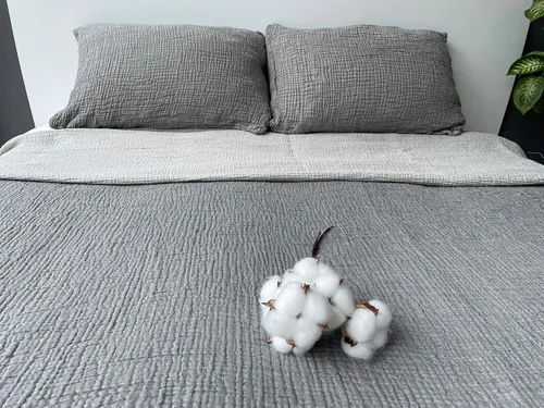 Vista 4 de Manta de muselina 100% algodón, colcha de 4 capas, funda de cama de muselina de algodón turco suave, colcha reversible, gris antracita