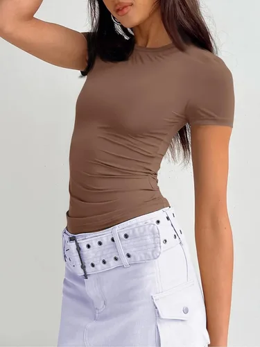 Vista 4 de Trendy Queen Camisetas básicas para mujer, cuello redondo, manga corta, lindas camisetas de verano, ajustadas, ropa Y2K