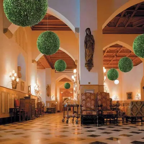 Vista 2 de Bola de planta artificial redonda de boj colgante para interiores y exteriores, hogar, boda, fiesta, hotel, porche frontal, decoración de plantas