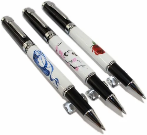 Vista 2 de Gullor 3 Pcs Rollerball Pen 8802 Blanco y Negro, clip plateado, tres patrones