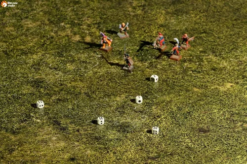 Vista 2 de Warzone Studio Alfombrilla de batalla de goma de 3' x 3': Meadows + Bag