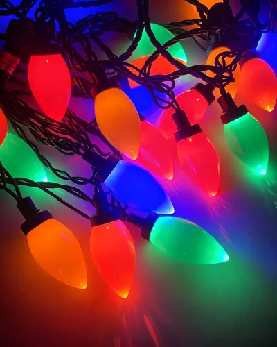Vista 2 de Luces de Navidad C9 para exteriores, 25 pies, 25 luces LED multicolor