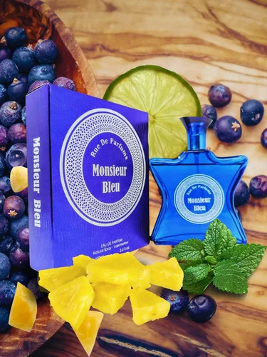 Vista 4 de MONSIEUR BLEU POUR HOMME EAU DE PARFUM 3.4 FL. Oz Fragancia aromática amaderada para hombre.
