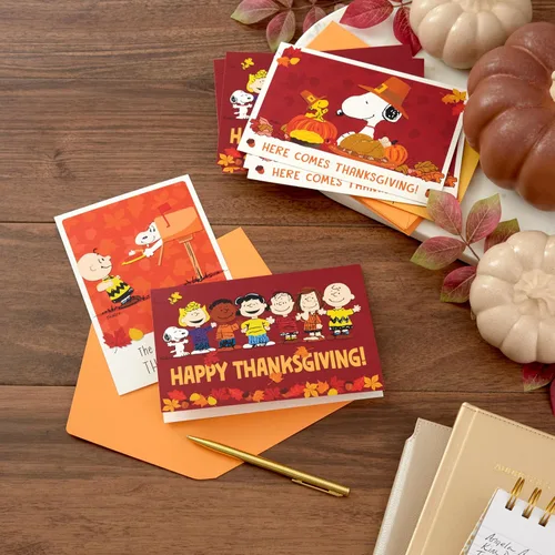 Vista 2 de Hallmark Surtido de tarjetas de Acción de Gracias de Peanuts, Snoopy y amigos (16 tarjetas surtidas con sobres)