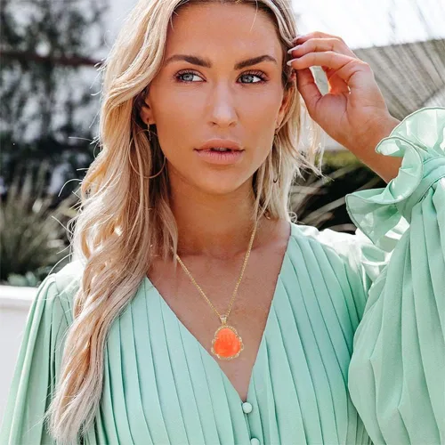 Vista 5 de ASGIFT Collar de Buda sonriente con circonita cúbica, colgante de Buda de jade verde con cadena chapada en oro de 18 quilates, collar de Buda