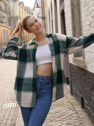 Vista 2 de ZAFUL Camisa de manga larga a cuadros para mujer, mezcla de lana con botonadura, chaqueta fina, blusa casual con bolsillo.