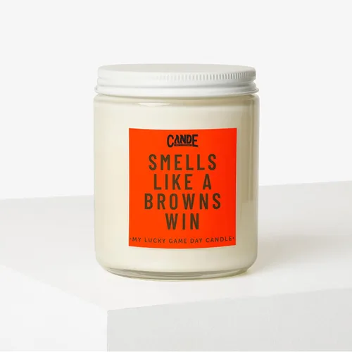 Vista 2 de CE Craft Smells Like A Browns Win - Vela de fútbol americano con temática de Ohio (Vainilla Bourbon)