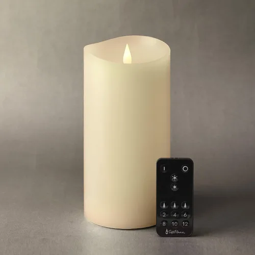 Vista 23 de Juego de velas sin llama Softflame - 5,7 cm x 10,7 cm, blanco, set de 2 - Vela de pilar con llama parpadeante y en movimiento, incluye control
