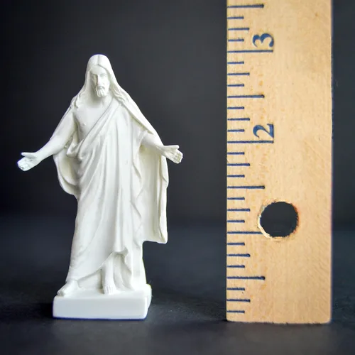 Vista 5 de Estatua de Christus SUD de mármol de inmitación (3")