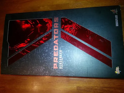 Vista 3 de Hot Toys Predators Movie Masterpiece Berserker Predator Figura coleccionable
