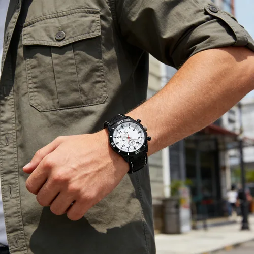 Vista 2 de GT Racer - Reloj deportivo para hombre, piloto militar, estilo aviador, estilo militar, correa de silicona negra, relojes deportivos para hombre
