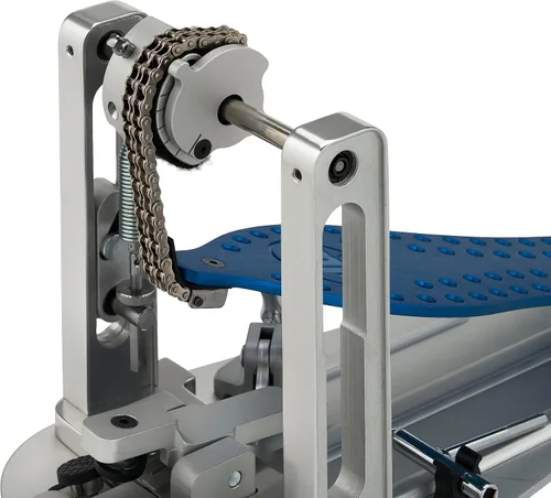 Vista 2 de DW Serie MFG Colorboard mecanizado por cadena de pedal de bombo con bolsa, edición cobalto