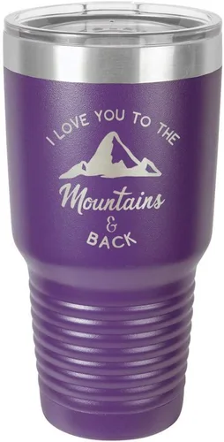 Vista 19 de Vaso negro de 30 onzas con popote y tapa superior deslizante con texto en inglés "I love you to the mountains and back", color negro