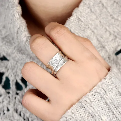 Vista 7 de Boho-Magic Anillo giratorio de plata de ley 925 para mujer, anillo martillado para inquietos, banda ancha