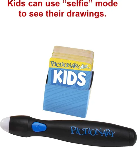 Vista 5 de Mattel Games Pictionary Air Kids Vs. Grown-Ups Juego familiar para la noche de juegos con bolígrafo de luz y tarjetas de pistas, se conecta a