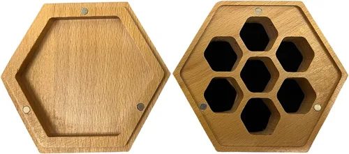Vista 3 de Juego de dados de metal de escamas de dragón en negro, encerrados en una caja de exhibición de madera de seis caras con tapa magnética
