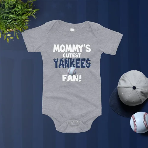 Vista 5 de NanyCrafts Baby Mommy's Cute Yankees - Mameluco para fanáticos de los Yankees