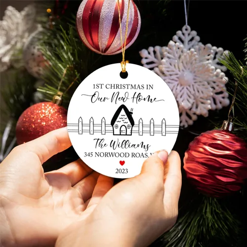 Vista 2 de Adorno de nuestra primera Navidad en nuestro nuevo hogar, regalos para casa nueva, adorno personalizado de Navidad para el nuevo hogar, regalos