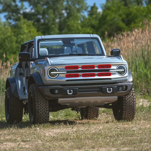 Vista 9 de Marco de cubierta de malla para parrilla delantera, insertos de parachoques delantero, accesorios de decoración con clip para Ford Bronco Offroad