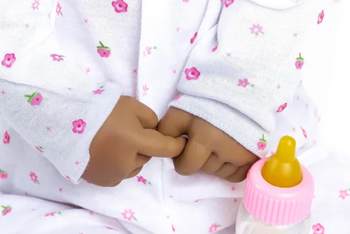Vista 2 de JC Toys - La Baby - Muñeca bebé hispana grande de cuerpo suave de 20 pulgadas - Lavable - Atuendo morado removible con gorro y chupete - Para niños